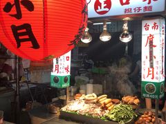 -六合夜市