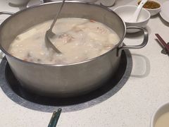 -煲王粤菜餐厅(中侨中心店)