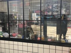 门面-爱上花开·蛋糕·安佳动物奶油轻奢私人定制(凯德店)