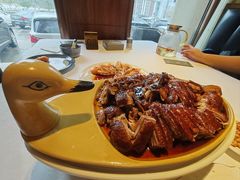 -八府香鸭·啫啫煲(华山路店)