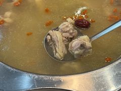 -光头药膳鸡(莱茵小镇店)