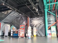 -极限PLAY运动娱乐新世界·团建派对表演休闲馆·室内高空游乐园