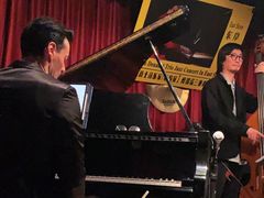 -东岸Cafe 爵士俱乐部