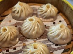 蟹黄小笼包-松鹤楼·非遗·苏帮菜(融科店)