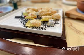 Sauce-flavored Prawn Balls