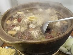 -威邵鸡煲(西华路总店)