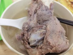 肉骨头-周震馄饨