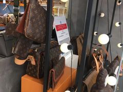 -妃鱼奢侈品回收寄卖(太古汇店)