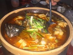 酸汤石斑鱼-琼大师东方烤乳猪(亚特兰蒂斯店)