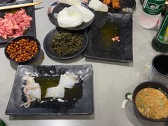 -啊美丽炭火烤肉(滑翔一店)