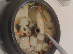 四小时干蒸蒸馏时令鲜菌汽锅鸡-云腾食府·云南菜