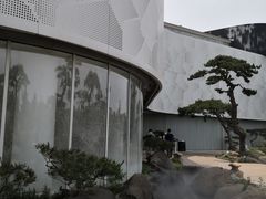 -罗红摄影艺术馆