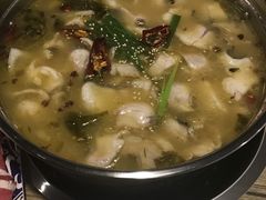 -新记印象酸菜鱼馆(天阳亲子广场店)