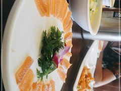 -醉美东江·三文鱼·烧鸡公