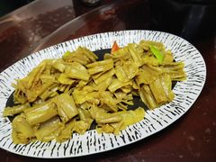 -天天向上素食餐厅(五台山店)
