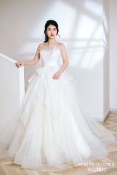 -予白婚纱礼服馆