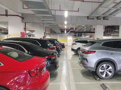 -经纬汇-停车场