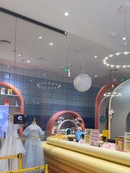 -奈尔宝·儿童乐园·亲子餐厅(华采天地店)