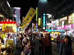 -六合夜市