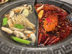 -宽板凳老灶火锅(台湾街店)