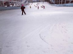 -乔波室内滑雪场