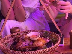 -喜鹊音乐酒馆(西街店)