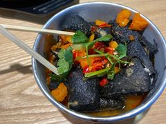 经典肉酱味臭豆腐-自黑豆夫·臭豆腐夹馍(四海唐人街店)