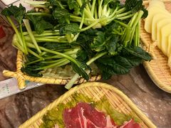 -鲁朗纳麦石锅鸡庄园