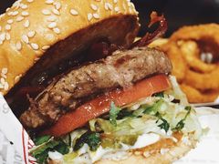 -The Habit Burger Grill 哈比特汉堡(爱琴海店)