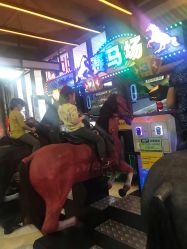 点击看大图 -嗨翻Hi-Fun竞技主题乐园·蹦床团建生日聚会(五棵松华熙店)