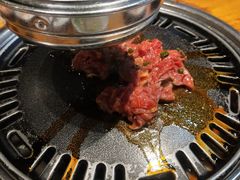 玫瑰牛舌-唯成•韩国炭火烤肉 유성고기