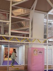 -奈尔宝家庭中心·亲子餐厅(华采天地店)