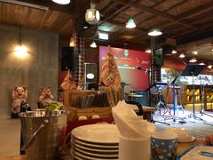 -Naughty Nuri’s Phuket