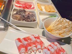 -海底捞火锅鲜切牛肉主题店(长寿路店)