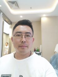 -变画·发型STUDIO