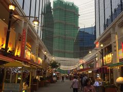 -百老汇美食街