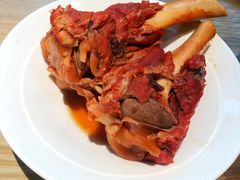 金牌酱棒骨-上关雪東北菜(中房金谊店)