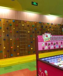 -莫莉幻想儿童乐园(武汉经开永旺店)