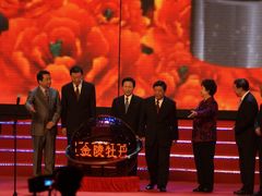 -南京奥林匹克体育中心-体育馆