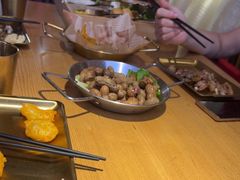 -三顾烤庐·烤鱼·烧烤·龙虾(奉贤店)