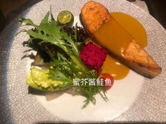 -穹六人间 people 6(岳阳路店)
