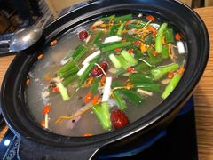 -陆记牛庄·碳锅龙虾烧烤(爱上花园店)