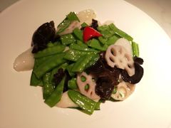 -荷塘秋月·本帮江浙菜(国权路店)