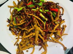 -丁丁猫家常菜高县土火锅非遗传承店(伴湾别院店)