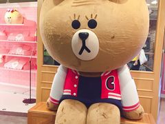 -LINE FRIENDS Garosu-gil Flagship Store