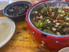 -饭饱香土碗菜(新科店)