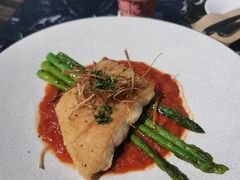 芦笋煎鱼排-The Rug Cafe(王府中环店)