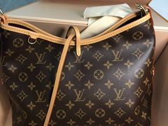 -聚云奢二手奢侈品黄金手表包包回收·中古店(三里屯总店)