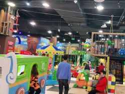 点击看大图 -卡通尼乐园·生日会(烟台永旺店)