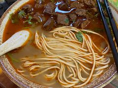 -金杨拉面王小吃面馆·牛三宝面·红烧牛肉粉